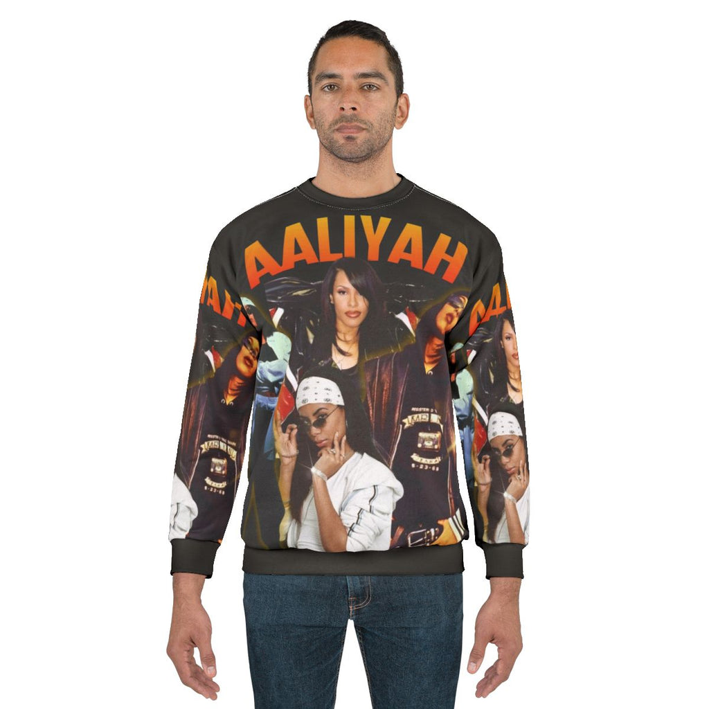 Vintage Aaliyah 90s Old School Design Sweatshirt