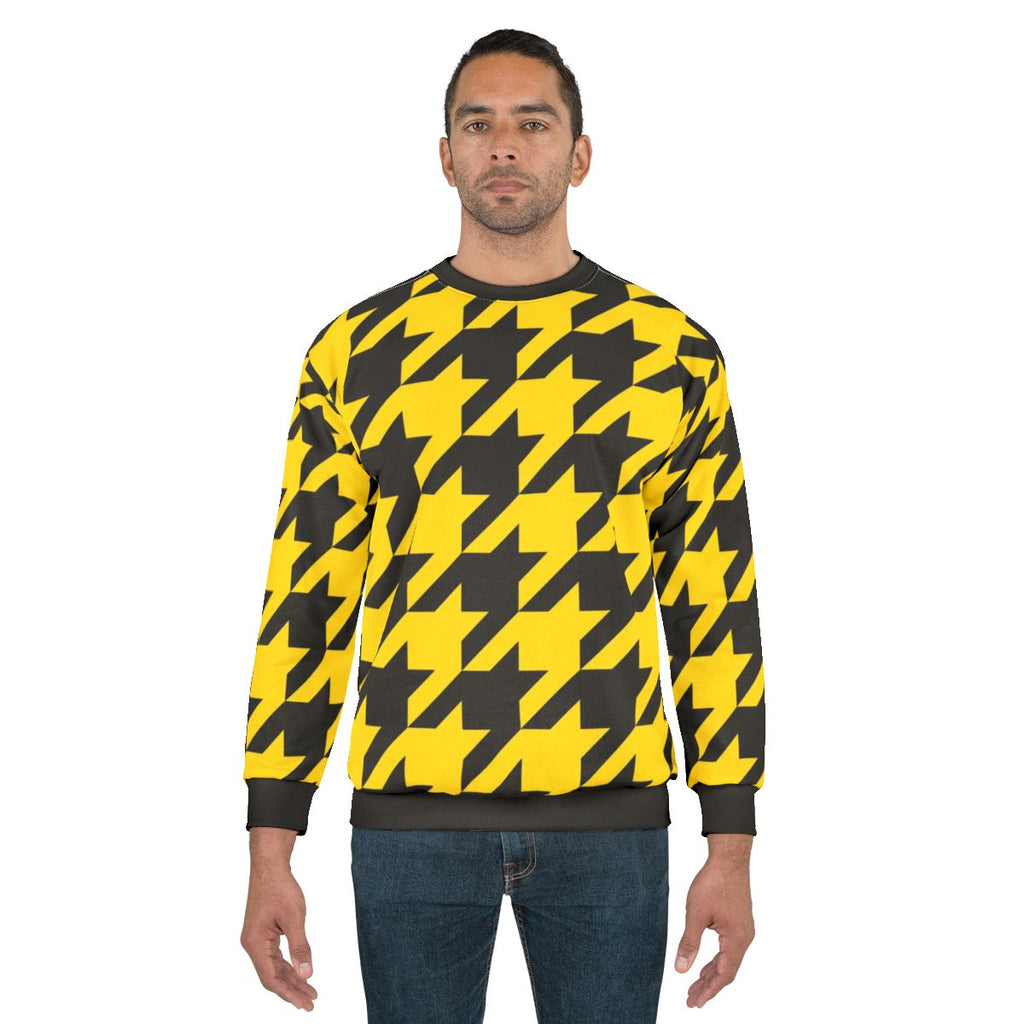 Oversized black and yellow houndstooth sweatshirt