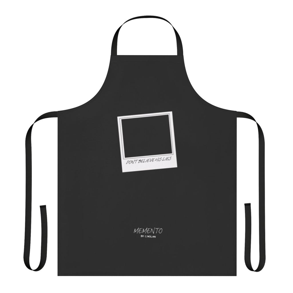 Minimalist movie poster apron featuring the cult film Memento