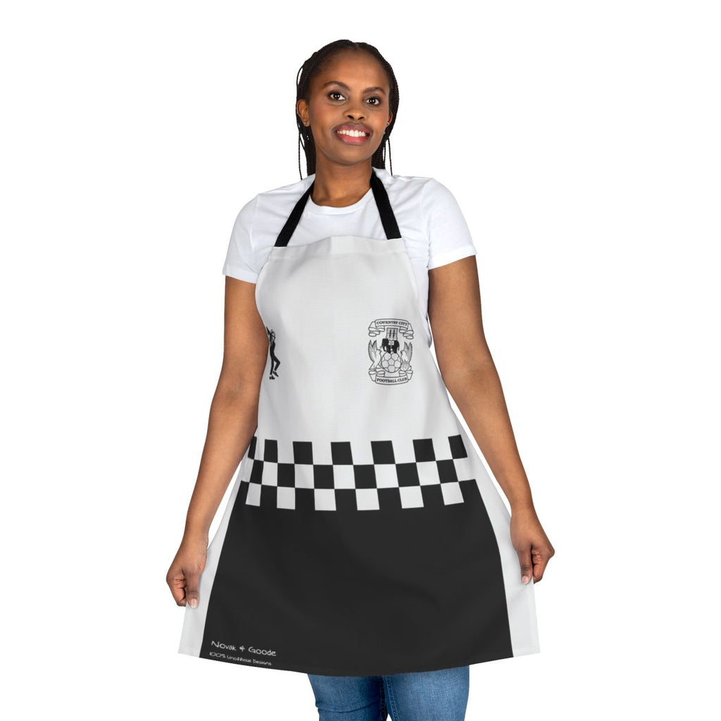 Photograph of a high-quality 2-tone 3rd kit style apron for cooking and baking
