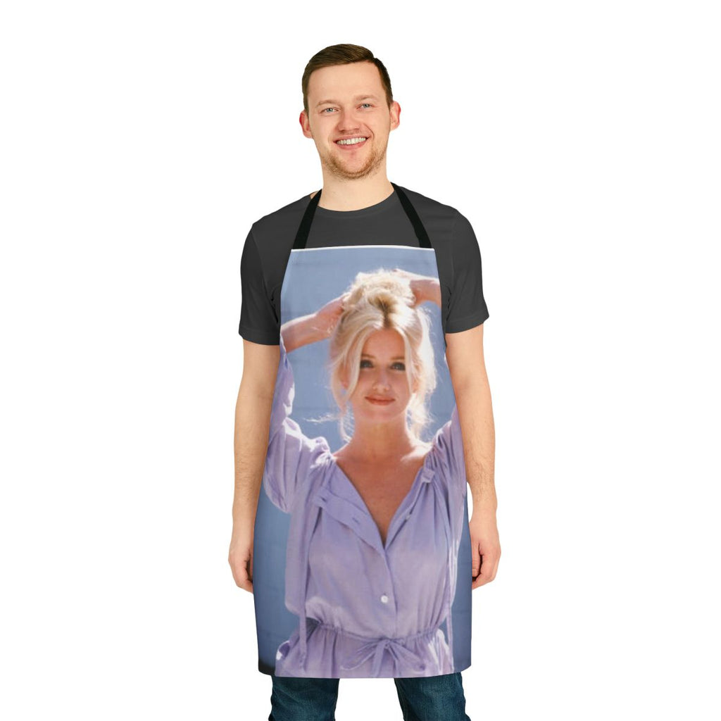Vintage-Inspired Apron with Classic Hollywood Flair