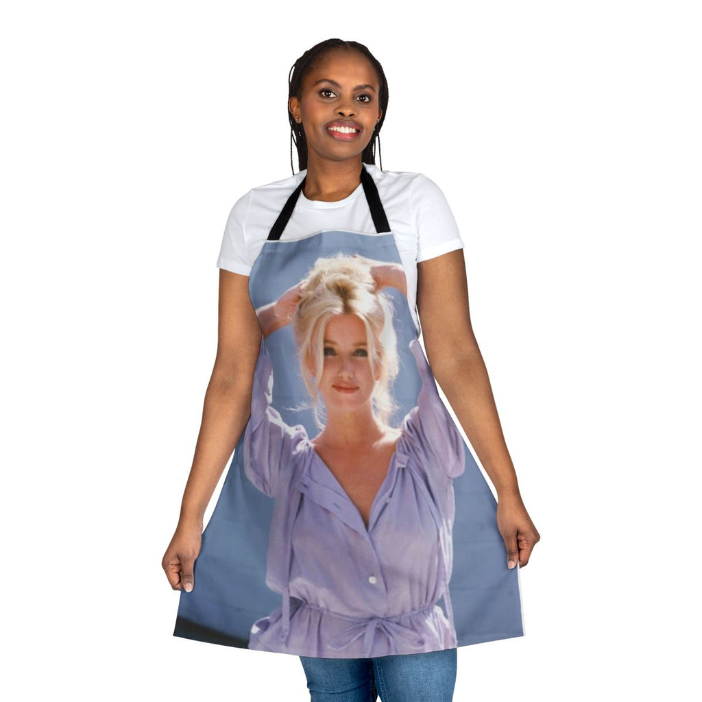 Vintage-Inspired Apron with Classic Hollywood Flair